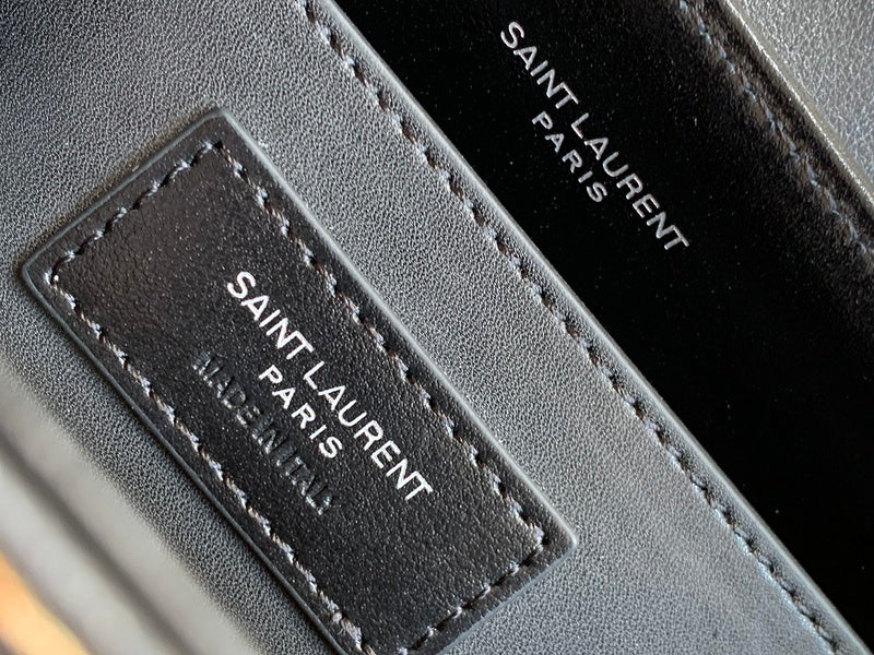 Luxurious Totes - Latest - 8638
