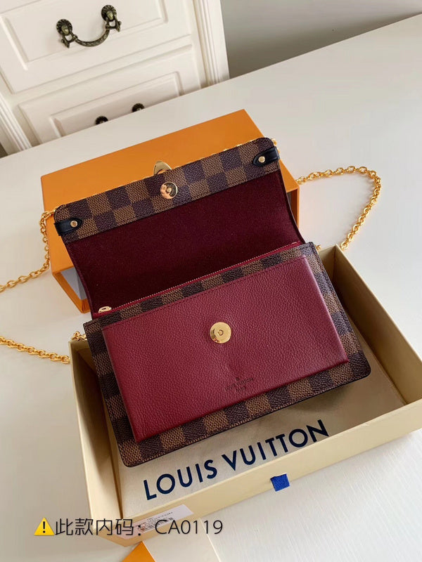 Luxurious Totes - Latest - 2410