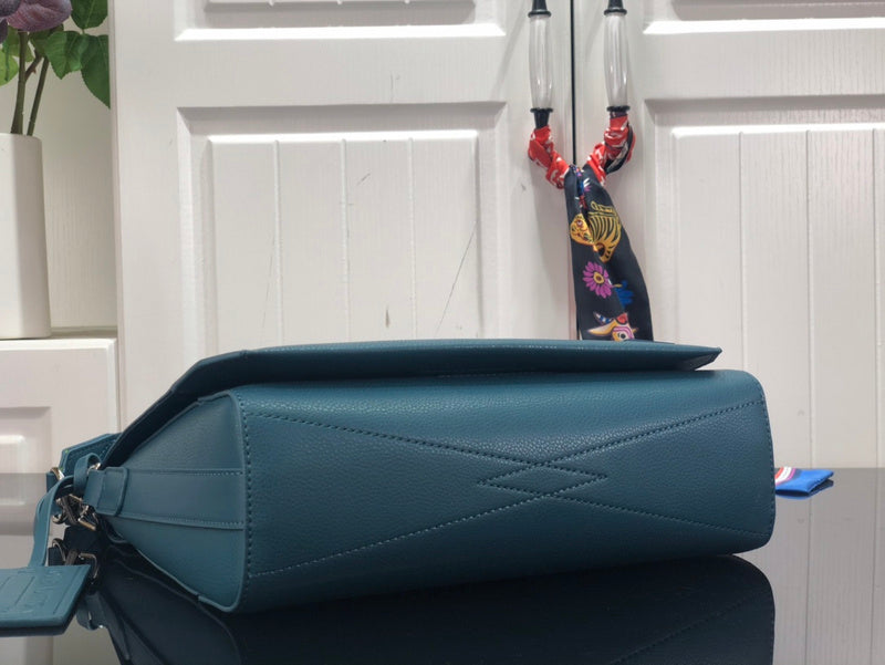 LOV - Luxurious Totes - 1816