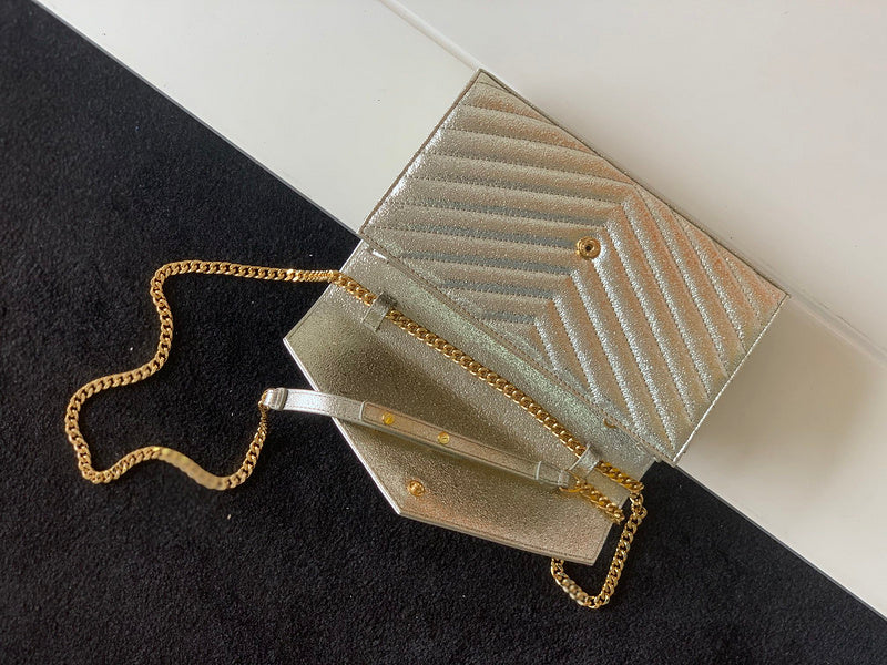 Luxurious Totes - Latest - 8150