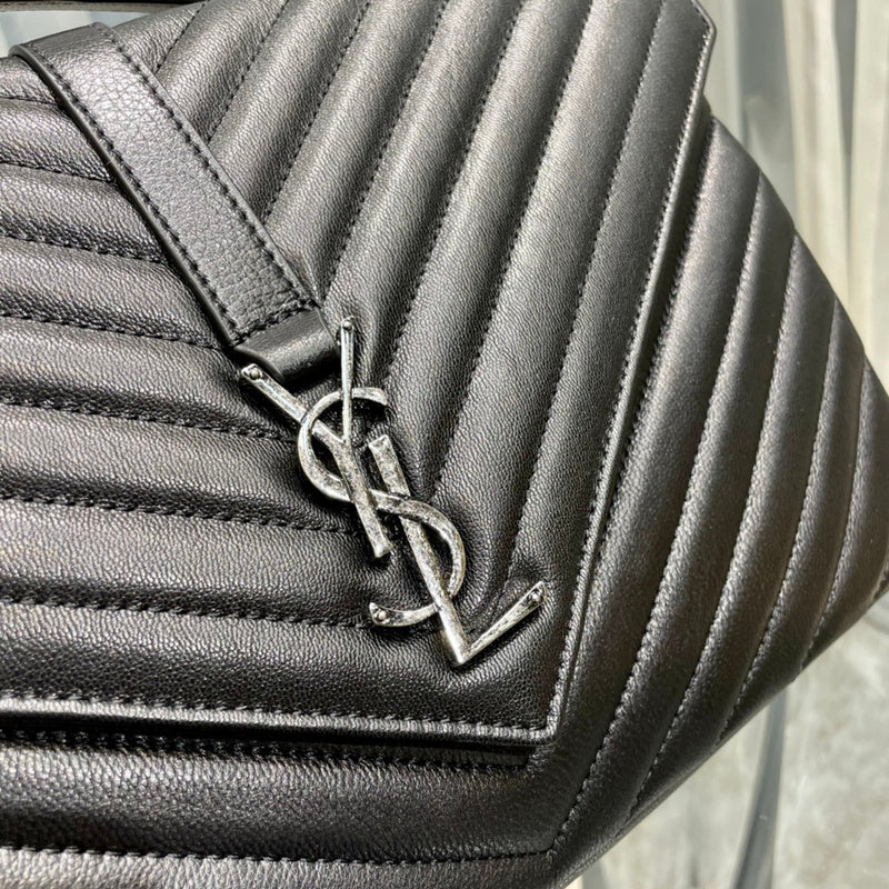 Luxurious Totes - Latest - 8412