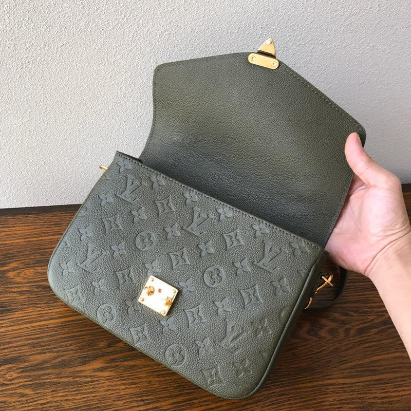 Luxurious Totes - Latest - 2278