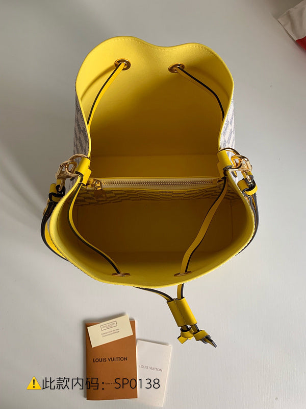 Luxurious Totes - Latest - 9760