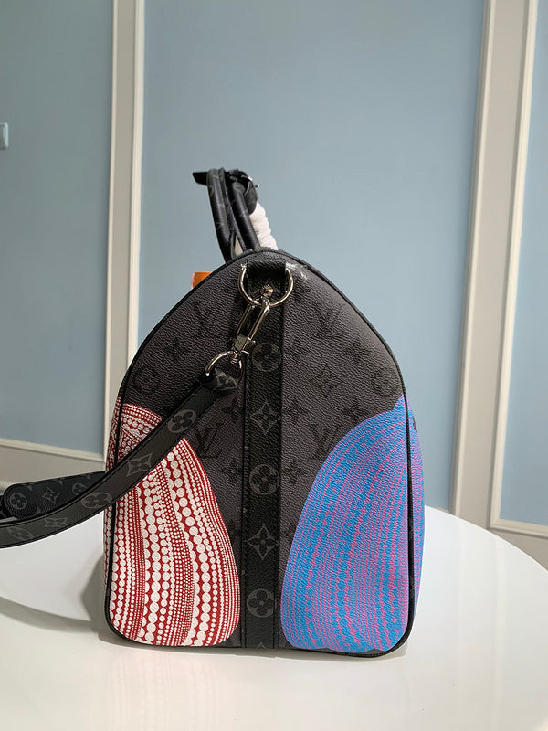 LOV - Luxurious Totes - 356