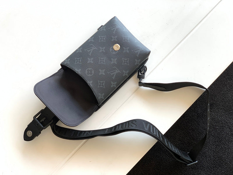 LOV - Luxurious Totes - 1560