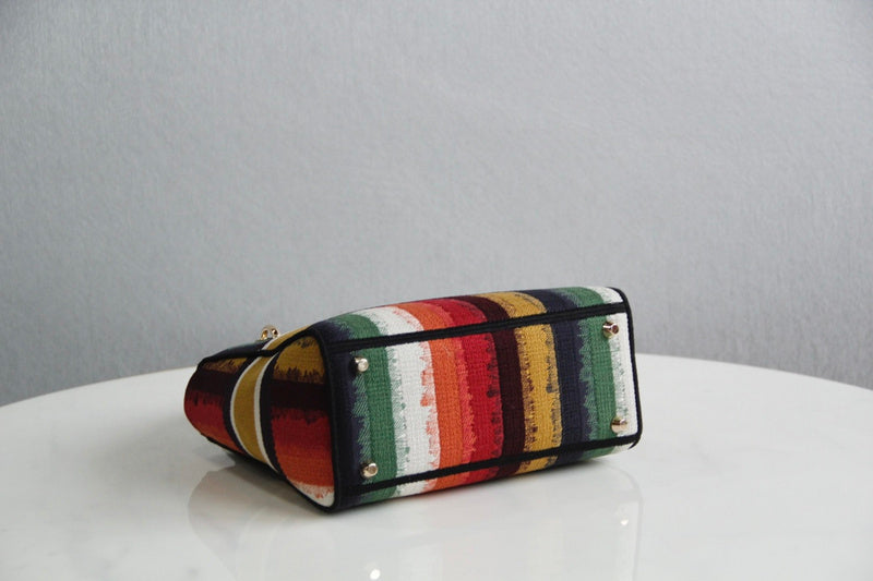Luxurious Totes - Latest - 6527