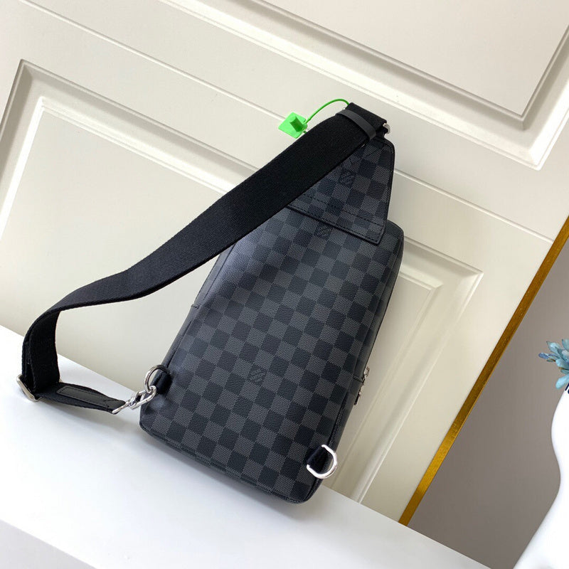 LOV - Luxurious Totes - 946