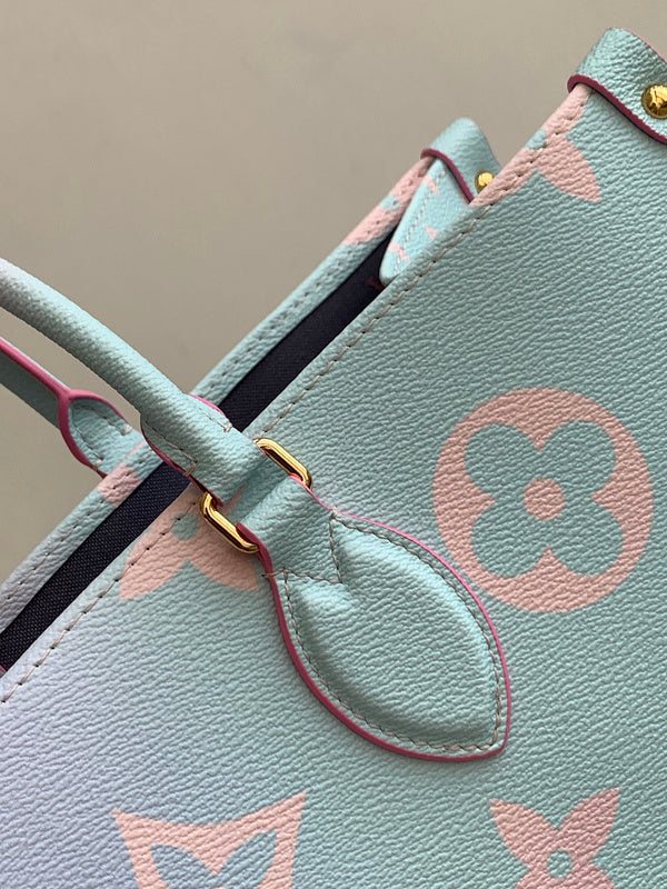 LOV - Luxurious Totes - 1616