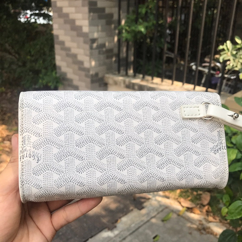 Lux-Totes - GOD Bags - 404