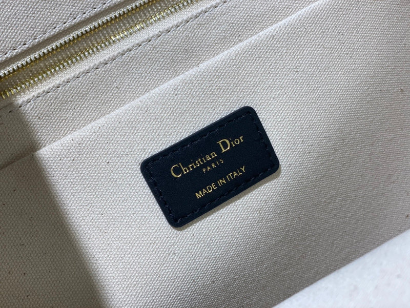Luxurious Totes - Latest - 6492