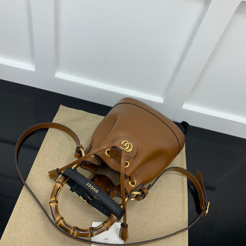 GUI - Luxurious Totes - 666
