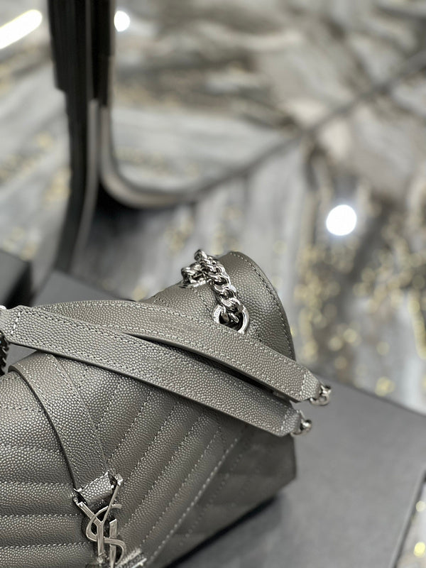 Luxurious Totes - Latest - 8301