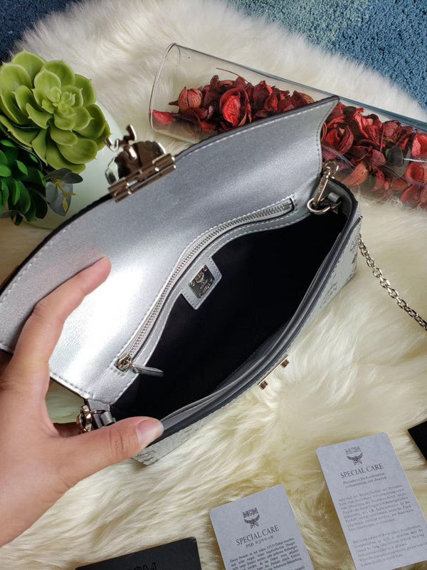 Luxurious Totes - Latest - 7886