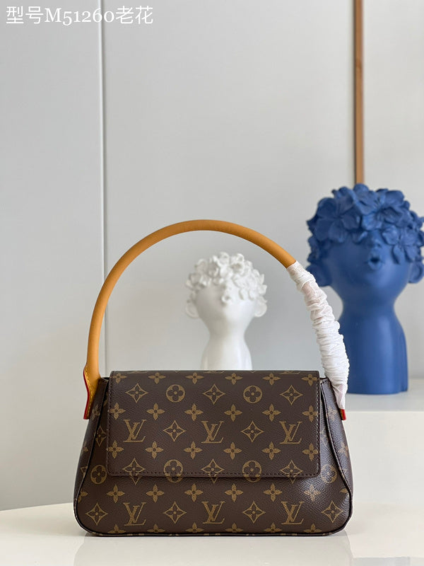 LOV - Luxurious Totes - 1481