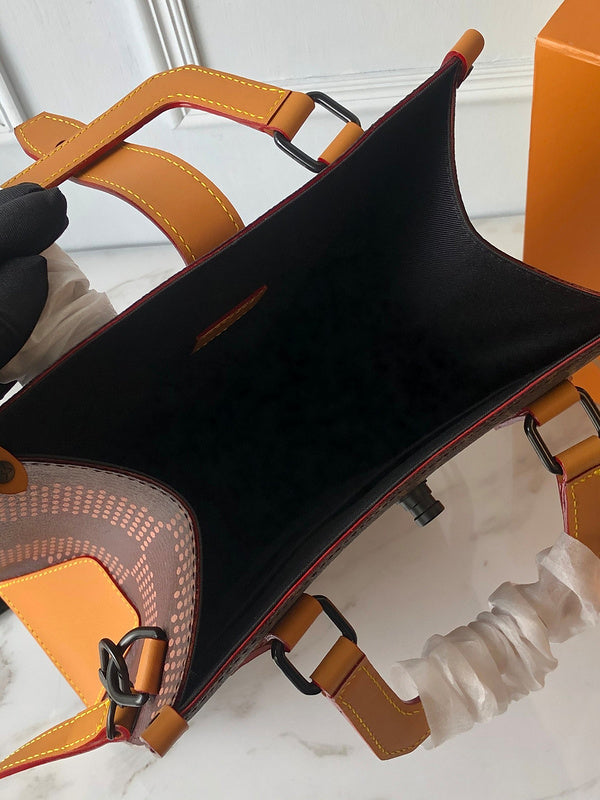 LOV - Luxurious Totes - 2642