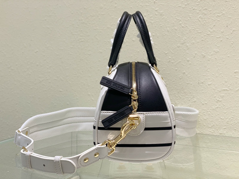 Luxurious Totes - Latest - 6222