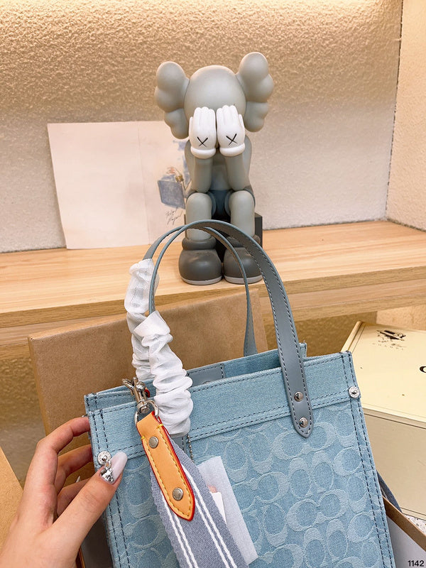 Luxurious Totes - CCH2 Bags - 069