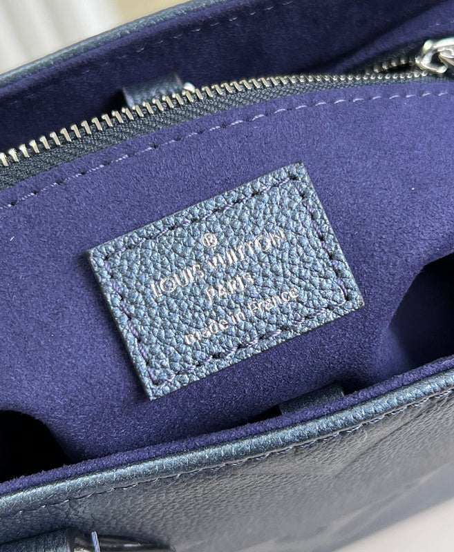 LOV - Luxurious Totes - 2224