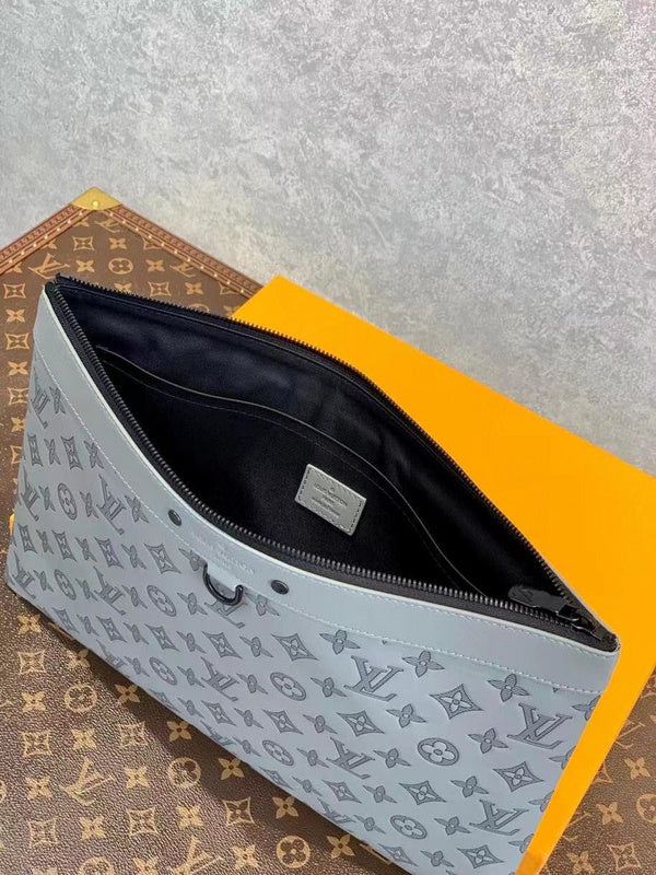 LOV - Luxurious Totes - 1543