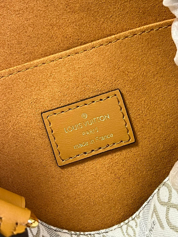 LOV - Luxurious Totes - 2013