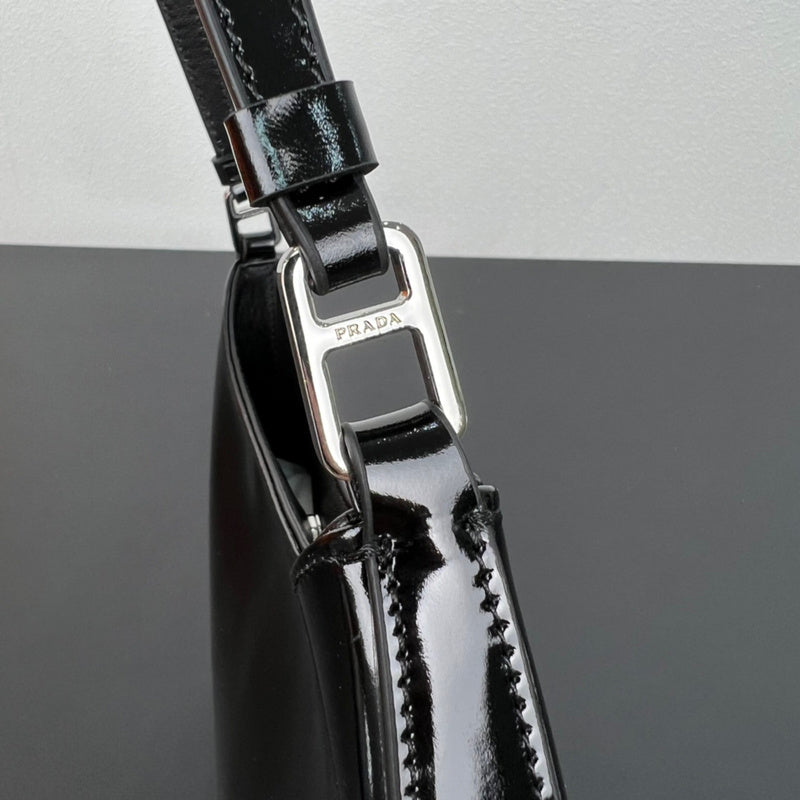 PDA - Luxurious Totes - 118