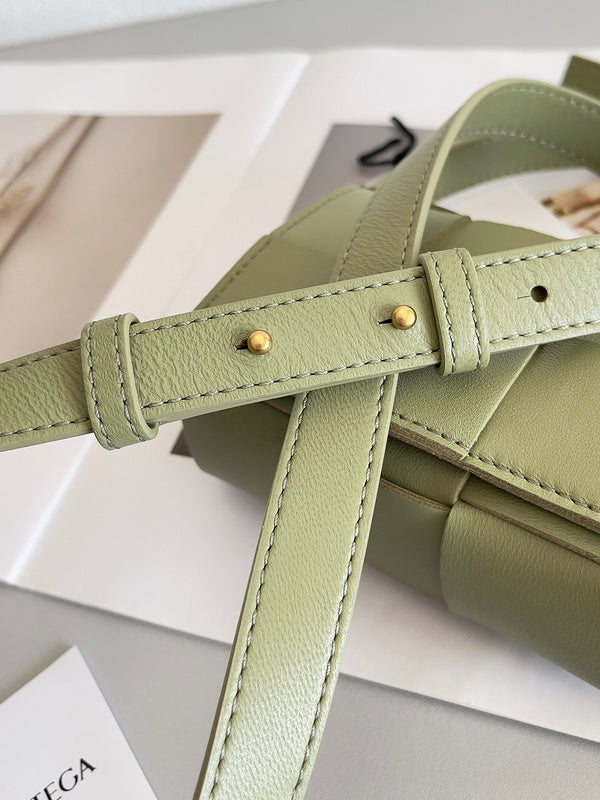 Luxurious Totes - Latest - 6984