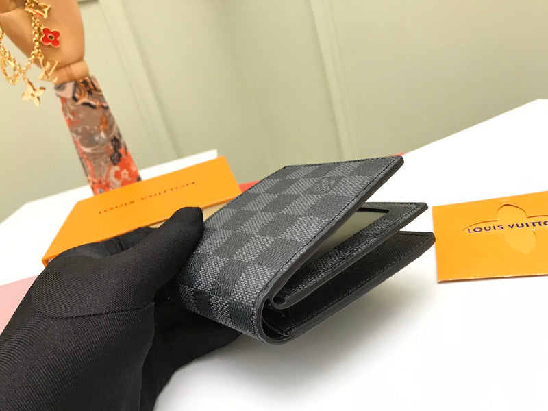 Luxurious Totes - Latest - 747