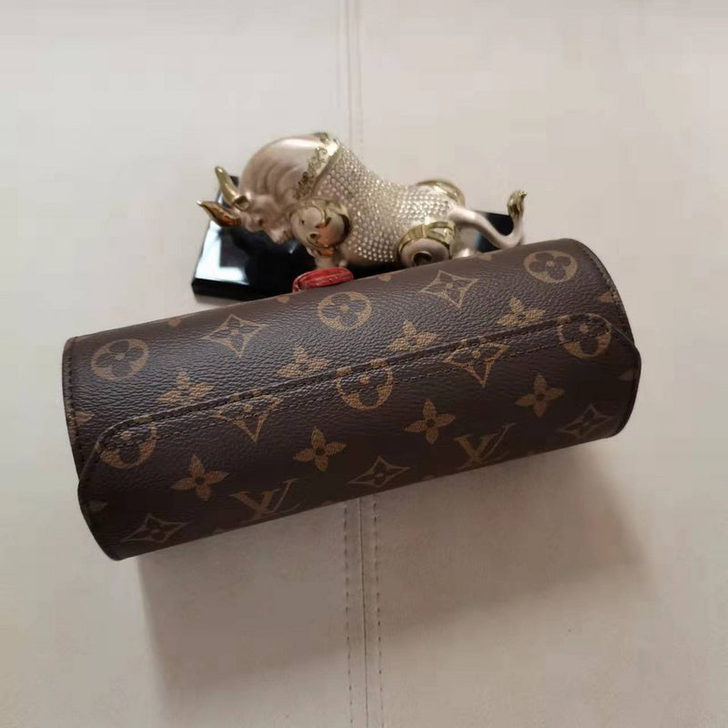LOV - Luxurious Totes - 1758