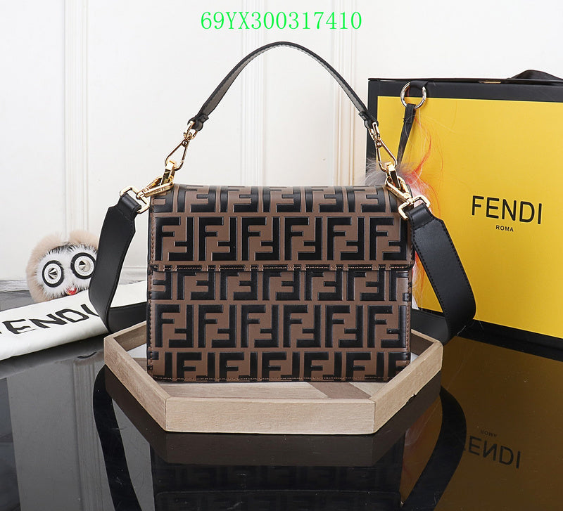 GC - Shoulder - 3398