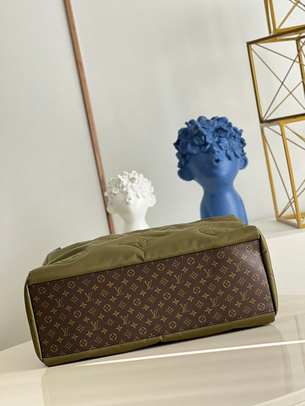 LOV - Luxurious Totes - 2117