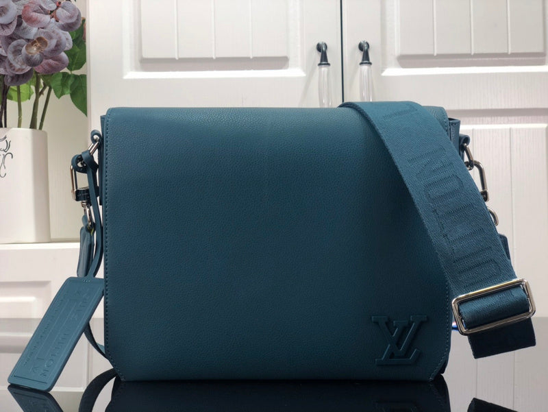 LOV - Luxurious Totes - 1816