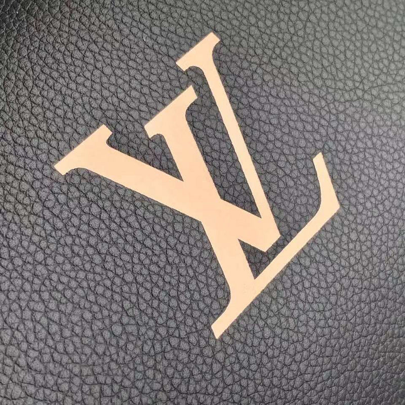 LOV - Luxurious Totes - 2313