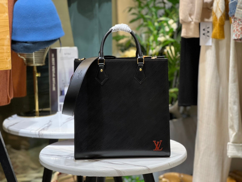 LOV - Luxurious Totes - 1908