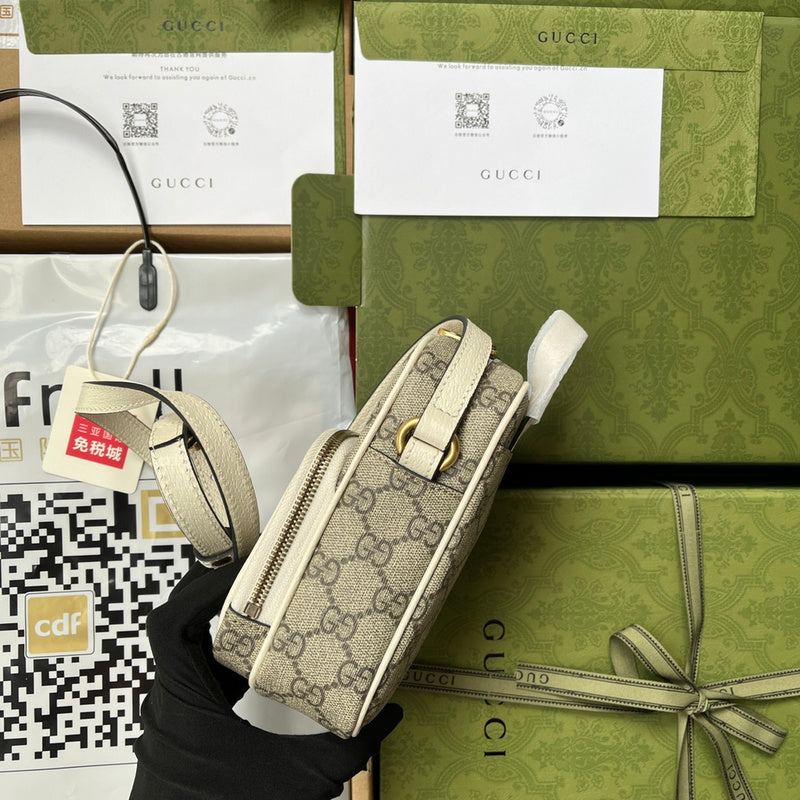 GUI - Luxurious Totes - 1142