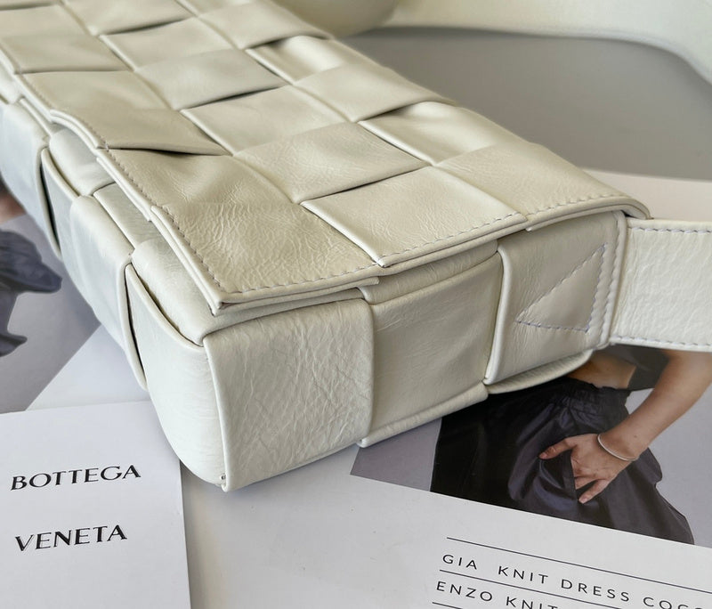 Luxurious Totes - Latest - 7008