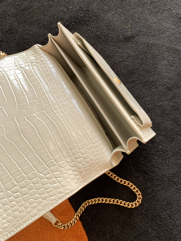 Luxurious Totes - Latest - 8884