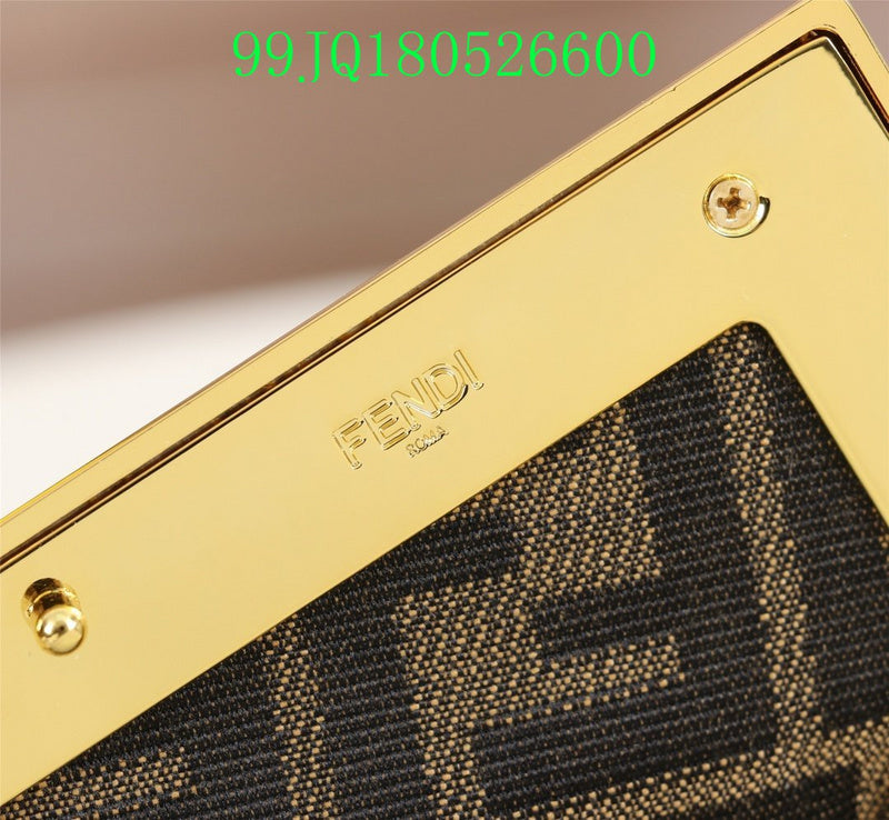 GC - Shoulder - 3187