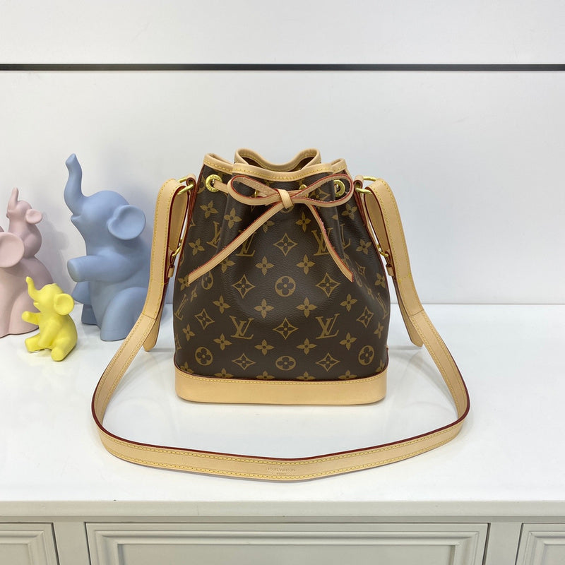 LOV - Luxurious Totes - 1752