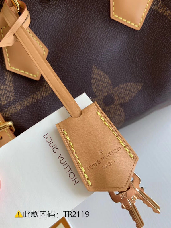 Luxurious Totes - Latest - 9706