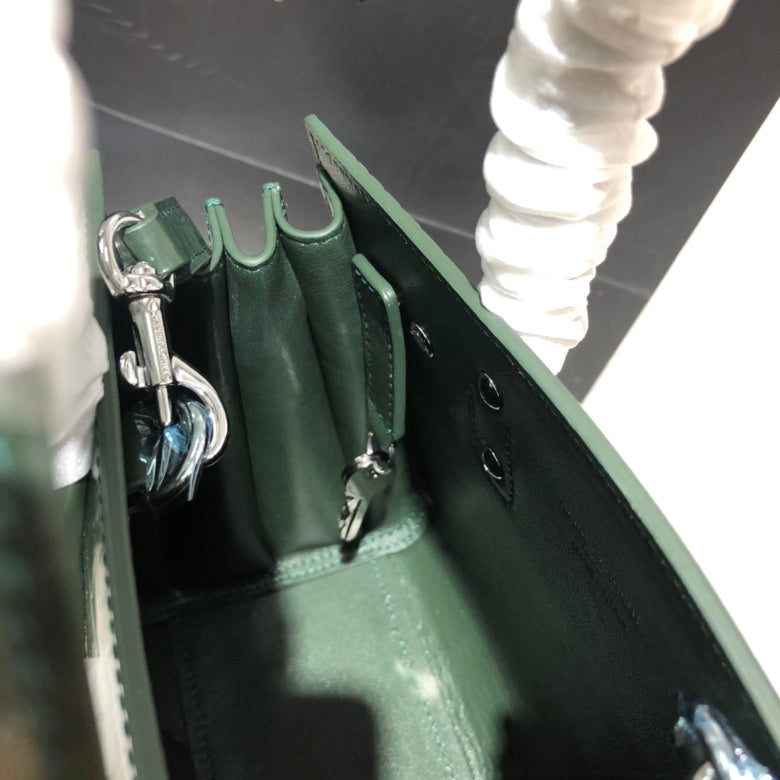 Luxurious Totes - Latest - 9482