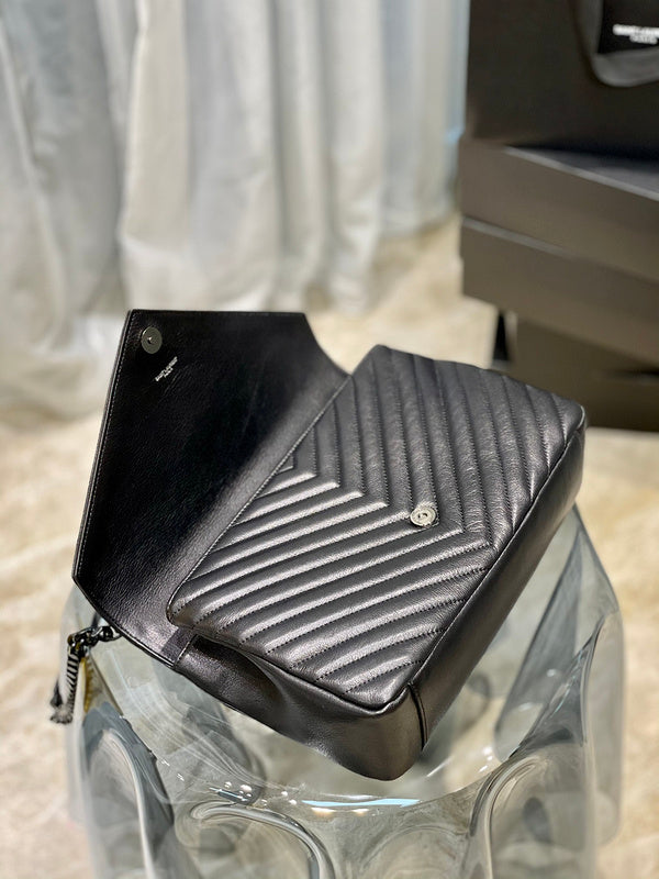 Luxurious Totes - Latest - 8414