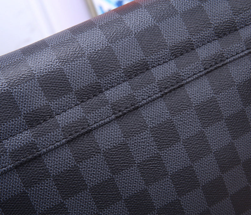 LOV - Luxurious Totes - 1973