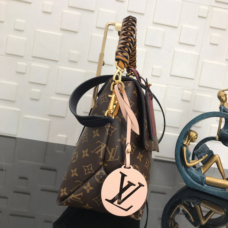 Luxurious Totes - Latest - 1354