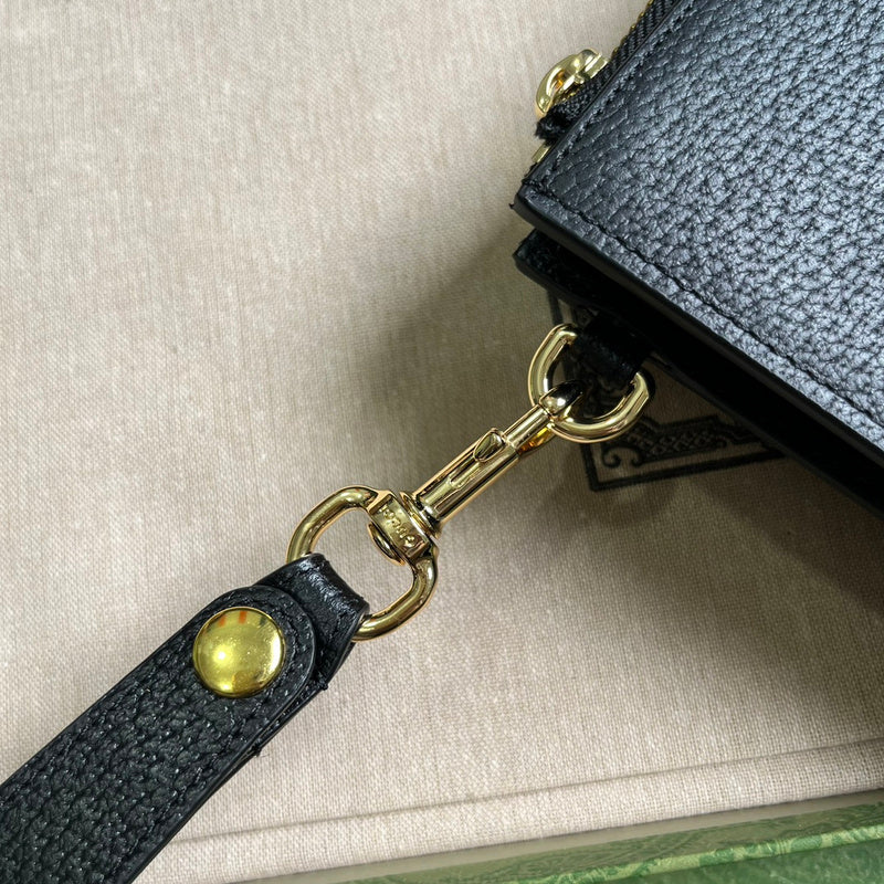GUI - Luxurious Totes - 131