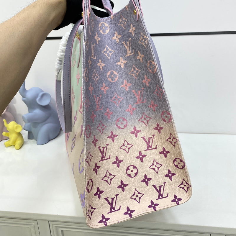 LOV - Luxurious Totes - 1526