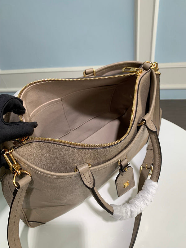 LOV - Luxurious Totes - 264