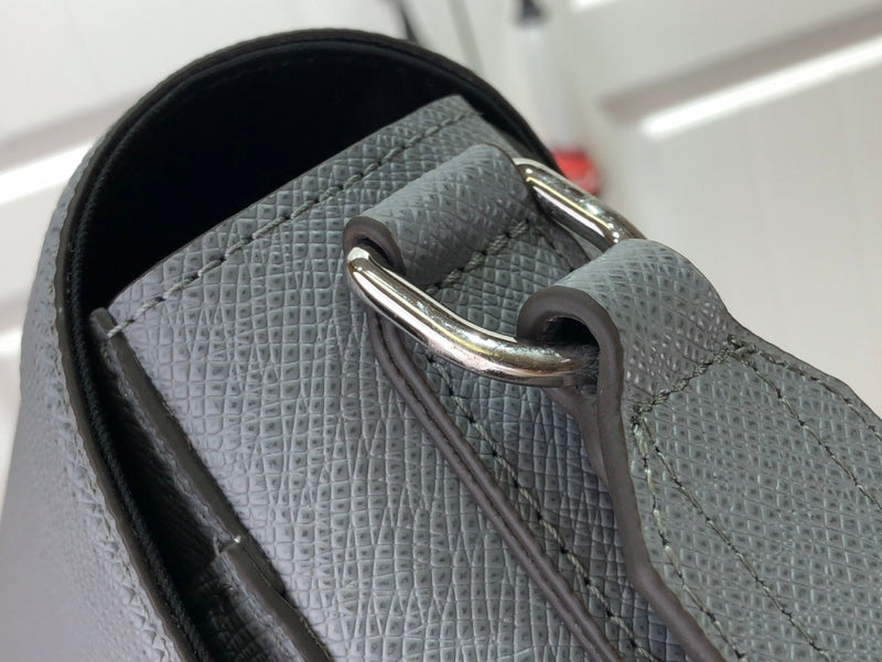 LOV - Luxurious Totes - 2238