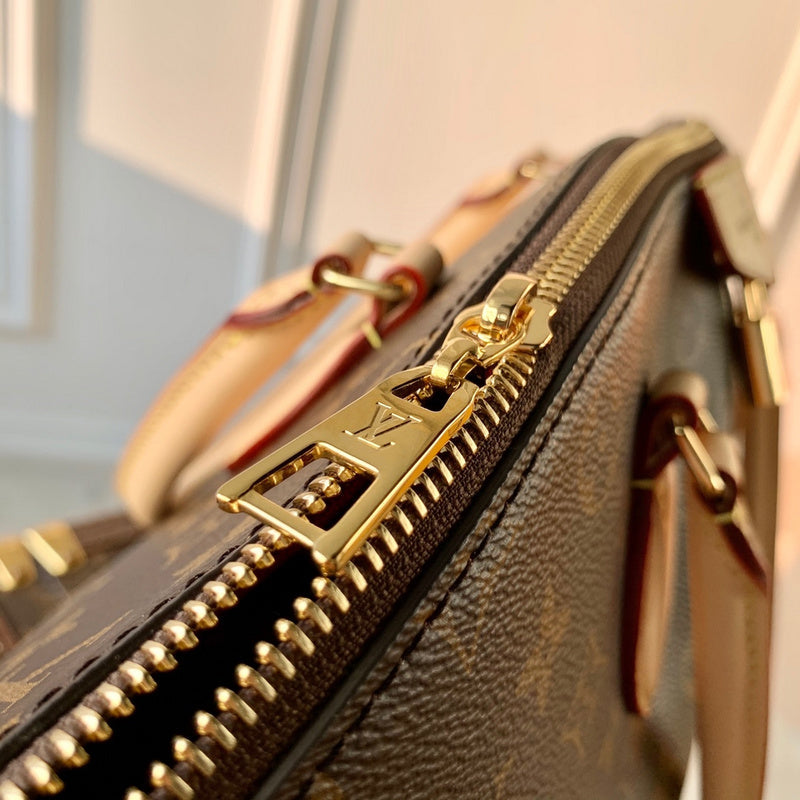 LOV - Luxurious Totes - 1455