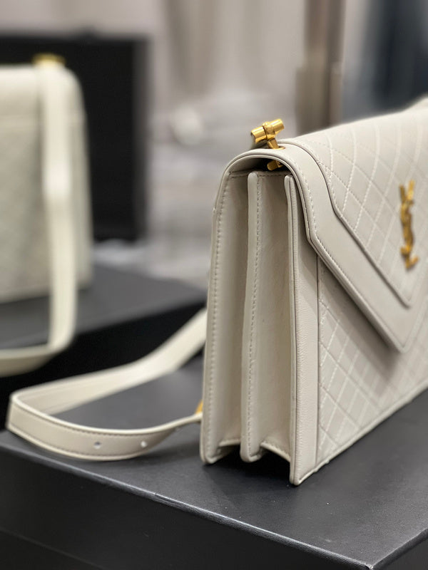 Luxurious Totes - Latest - 8274