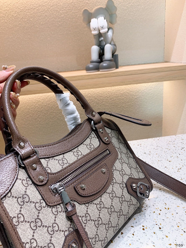 Luxurious Totes - BGA2 Bags - 223